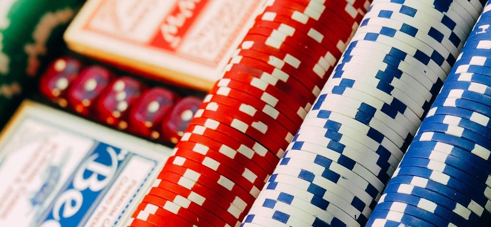 Kasinopelien suosikit pähkinänkuoressa